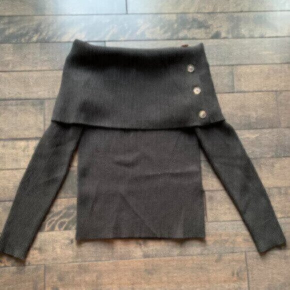 Banana Republic Ribbed Off Should Sweater - Picture 2 of 4